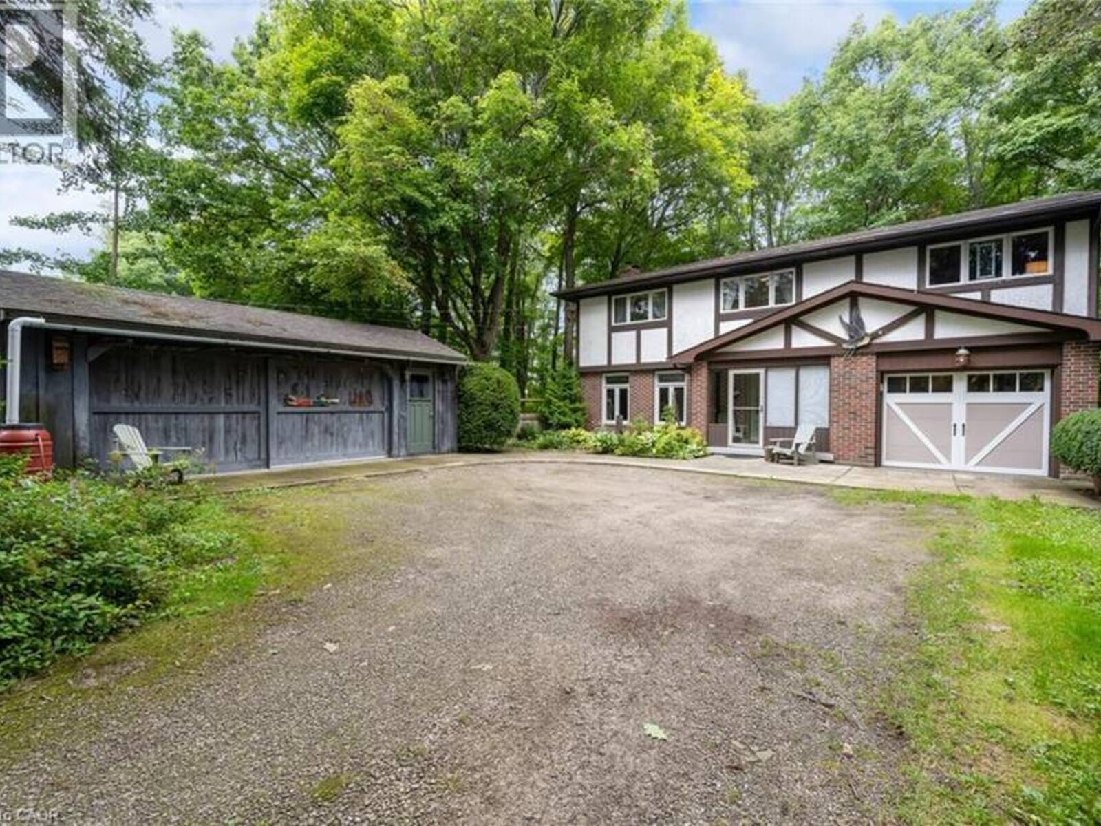 155 RIDGE Road E, Grimsby, Ontario L3M 4E7