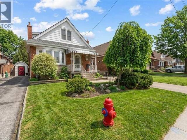 193 HUXLEY Avenue S Hamilton Ontario, L8K 2R2 - 3 Bedrooms Home For Sale