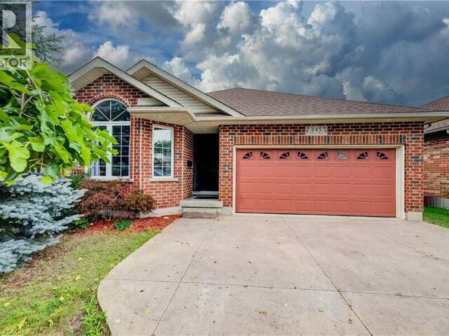 245 FERN Crescent Waterloo Ontario, N2V 2P9 - 4 Bedrooms Home For Sale
