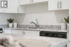 261 SKINNER Road Unit# 18 | Waterdown Ontario | Slide Image Eleven