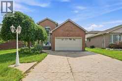 12 SUMNER Crescent | Grimsby Ontario | Slide Image Forty-one