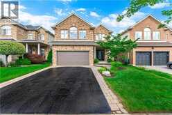 84 MEADOWBANK Drive | Hamilton Ontario | Slide Image Four