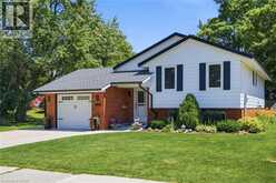 460 WELLINGTON Avenue S | Listowel Ontario | Slide Image Four