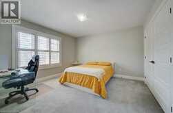 924 CHAPEL HILL Court | Kitchener Ontario | Slide Image Nine
