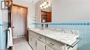 18 GLEN CASTLE Drive | Hamilton Ontario | Slide Image Seventeen
