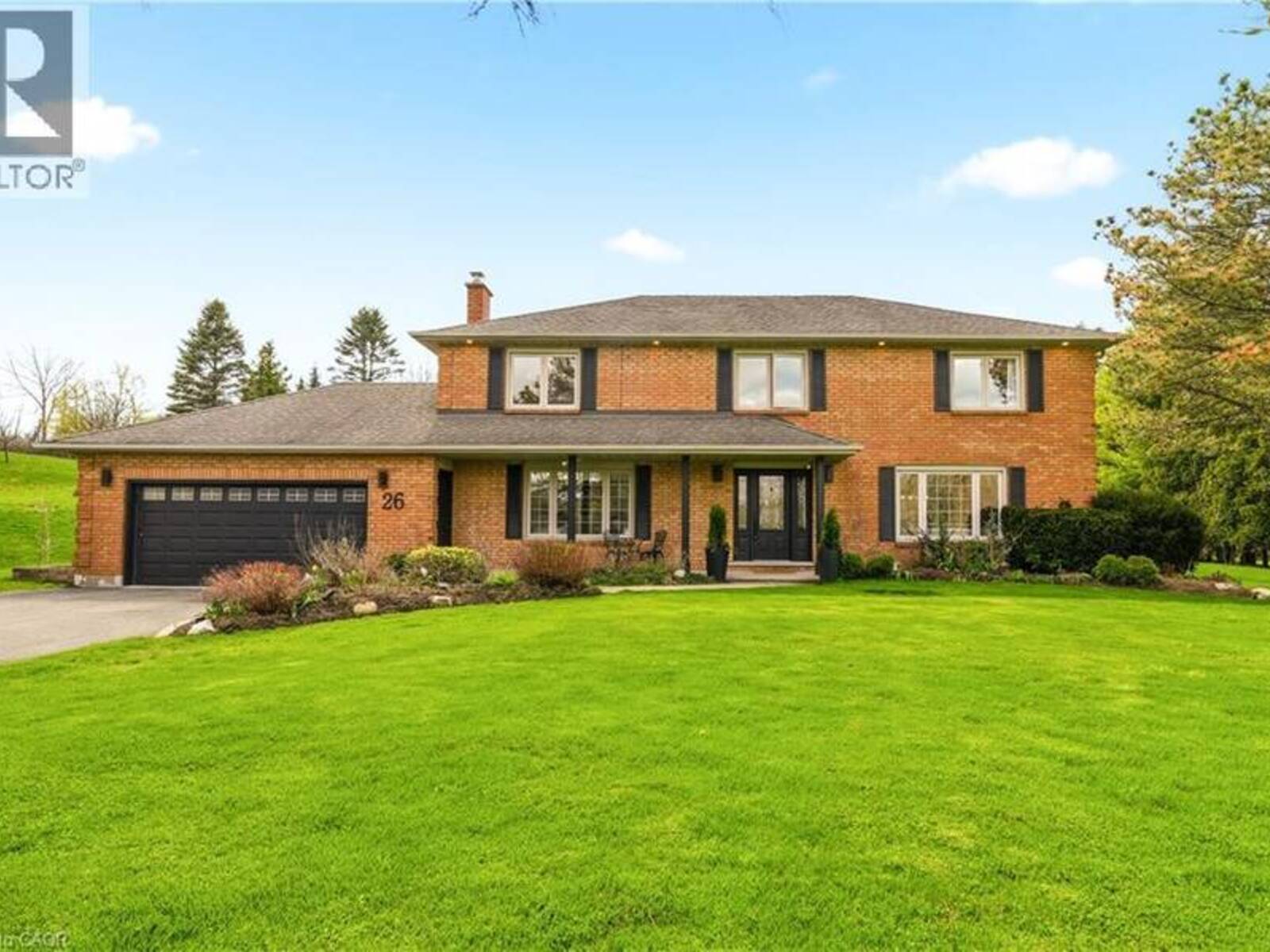 26 WENEIL Drive, Hamilton, Ontario L8B 0Z6