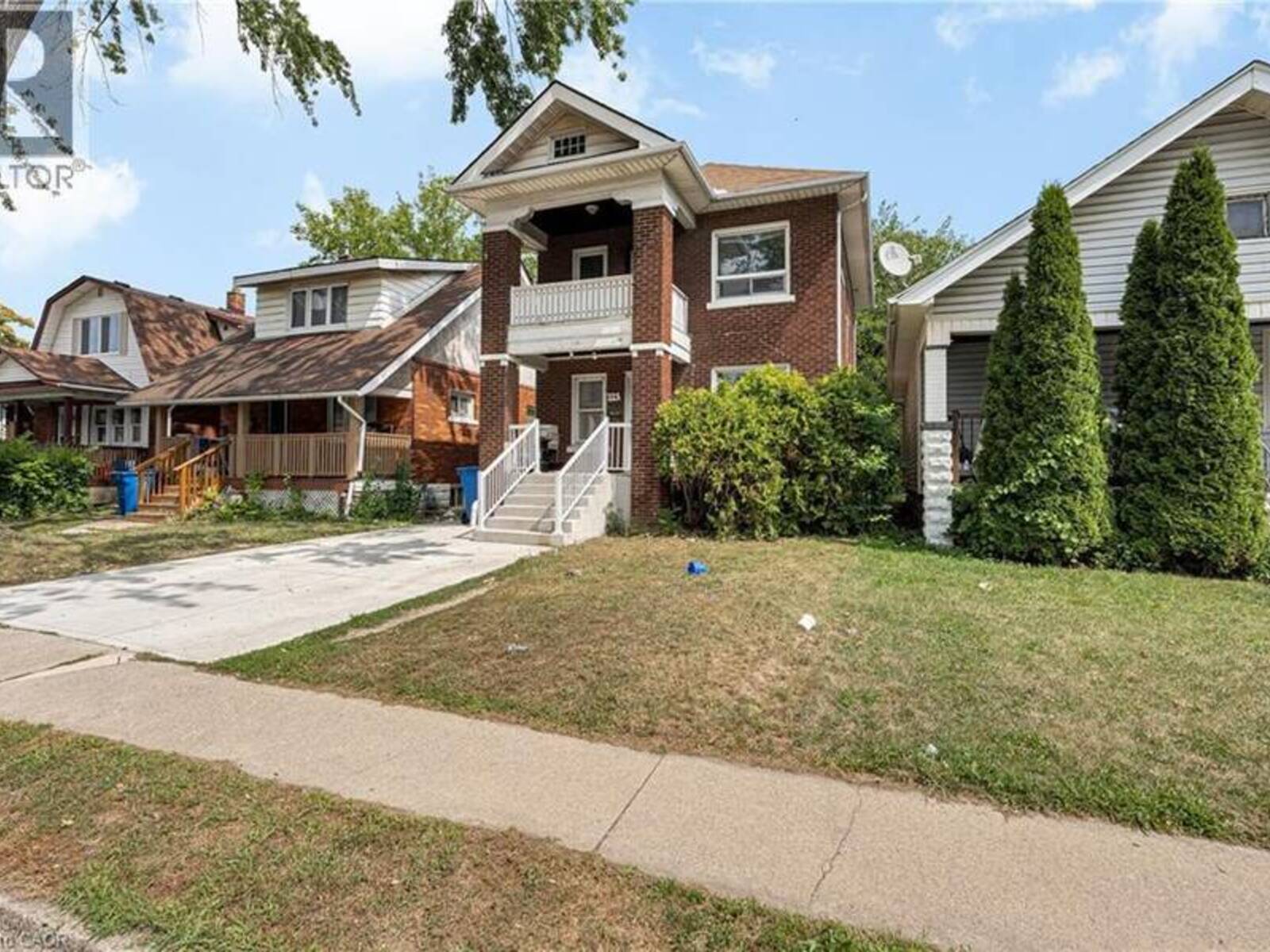 374 JOSEPHINE Avenue, Windsor, Ontario N9B 2L1