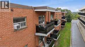 264 OAKDALE Avenue Unit# 308 | St. Catharines Ontario | Slide Image Twenty-three
