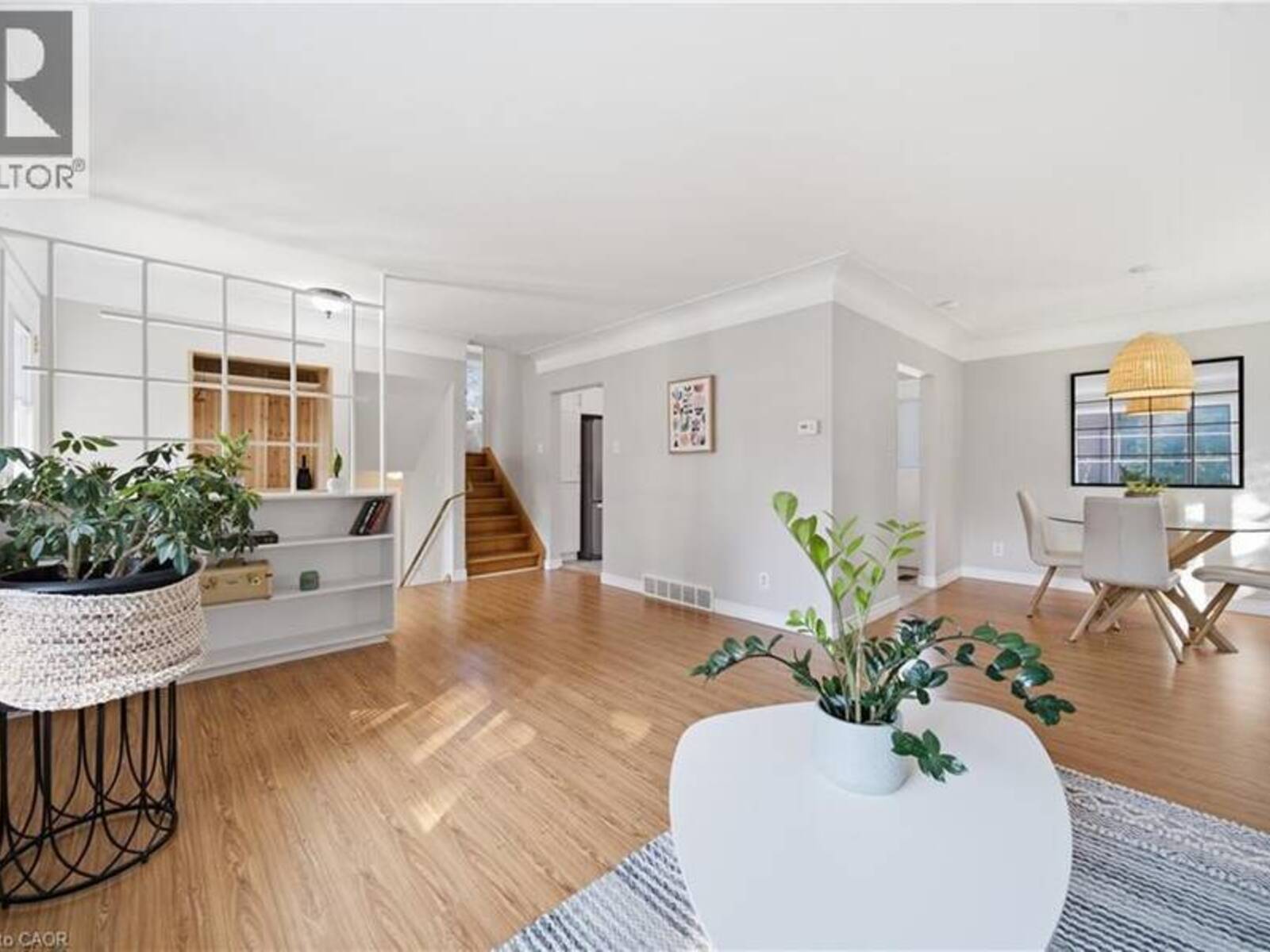 44 BRENTWOOD Drive, Guelph, Ontario N1H 5M7