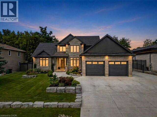 68 WALDAU Crescent Wilmot Ontario, N0B 2H1 - 4 Bedrooms Home For Sale