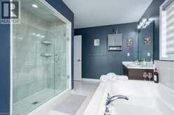 7776 TUPELO Crescent | Niagara Falls Ontario | Slide Image Forty-five