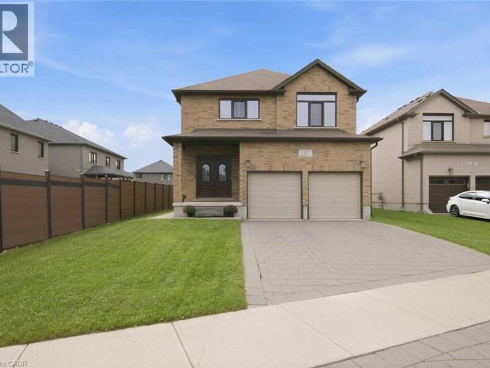 7 MORRIS Street, Paris, Ontario N3L 0E8
