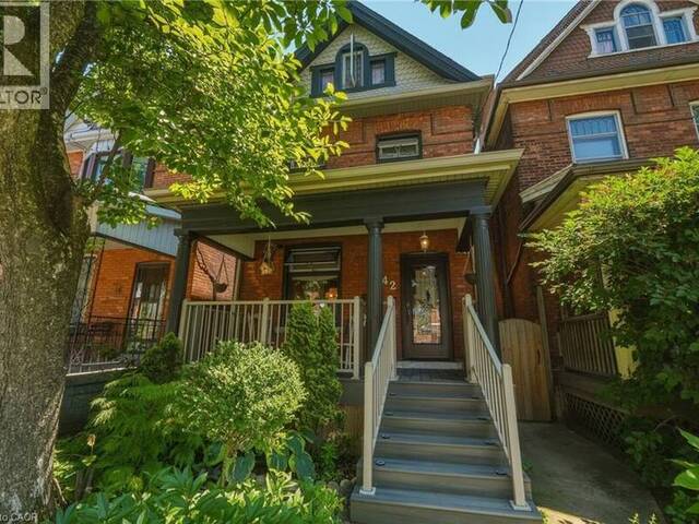 42 NIGHTINGALE Street Hamilton Ontario, L8L 1R8 - 4 Bedrooms Home For Sale
