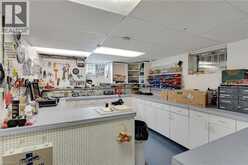 2172 CENTRE Road | Hamilton Ontario | Slide Image Forty-nine