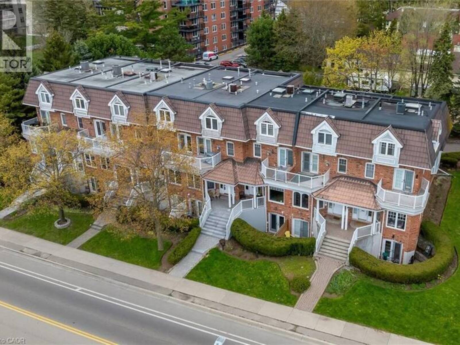 1389 LAKESHORE Road, Burlington, Ontario L7S 1B1