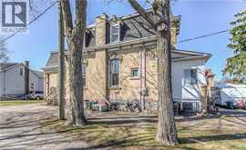 156 GRAND Avenue S | Cambridge Ontario | Slide Image Three