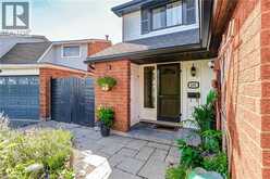 148 ST ANDREWS Drive | Hamilton Ontario | Slide Image Two