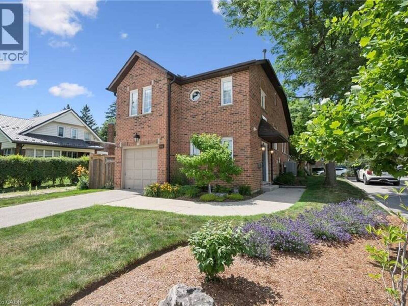 64 ALLEN Street W Unit# 1, Waterloo, Ontario N2L 6H5