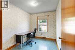 24 PINE Street | Delhi Ontario | Slide Image Thirteen
