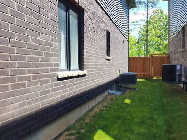 127 COURT Drive Paris Ontario, N3L 0L6 - 4 Bedrooms Home For Sale