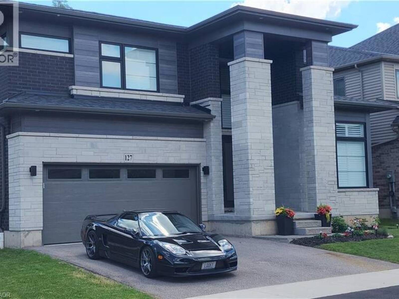 127 COURT Drive, Paris, Ontario N3L 0L6