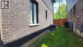 127 COURT Drive | Paris Ontario | Slide Image Forty-one