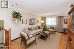 20 BIRCHLAWN Drive | Hamilton Ontario | Slide Image Thirteen