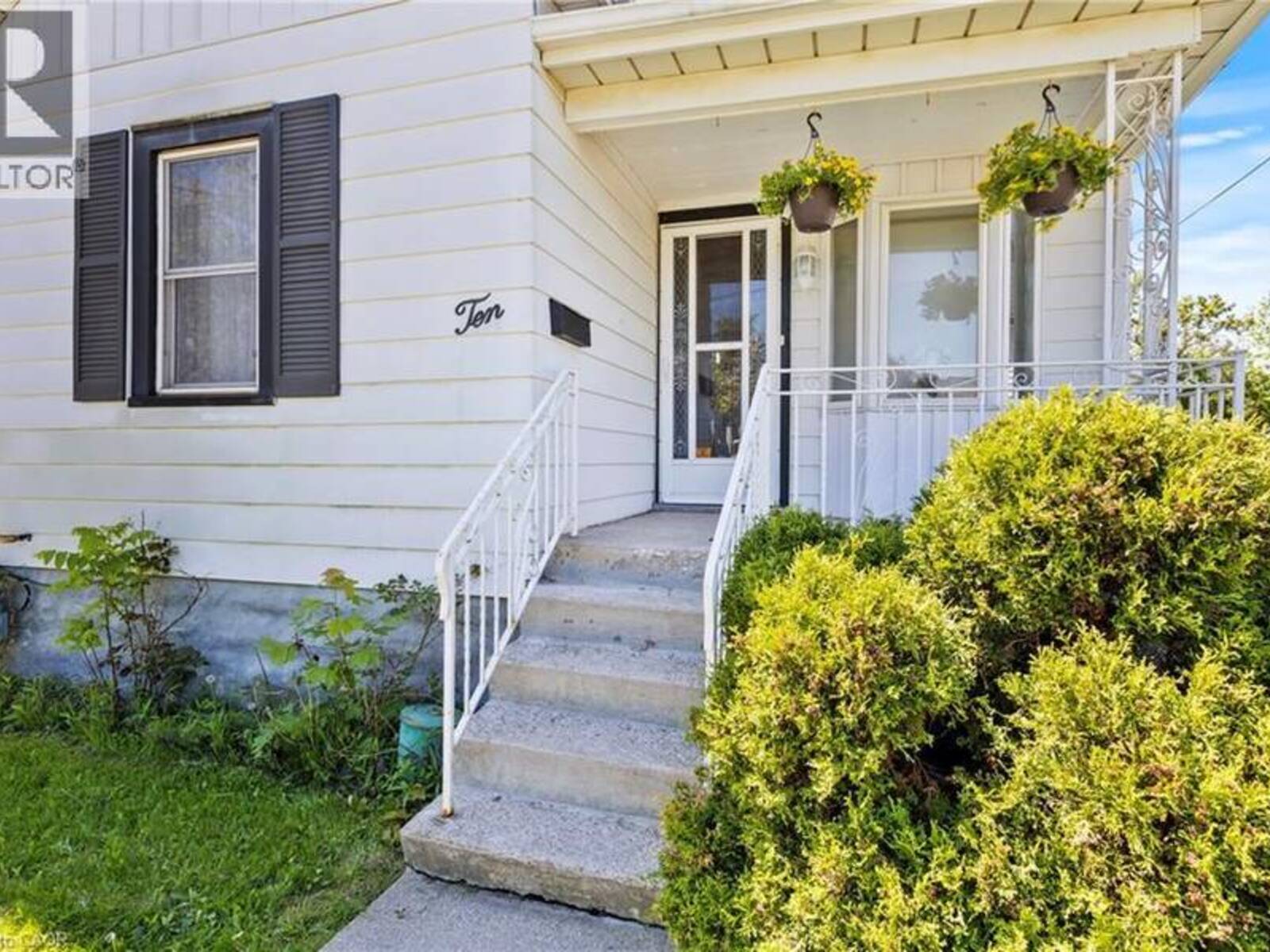 10 MONCK Street, St. Catharines, Ontario L2S 1L6
