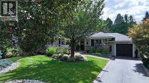 66 GARDEN Avenue | Ancaster Ontario | Slide Image Thirty-four