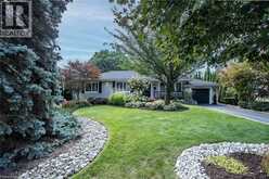 66 GARDEN Avenue | Ancaster Ontario | Slide Image Thirty-three