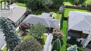 66 GARDEN Avenue | Ancaster Ontario | Slide Image Thirty-five