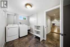 435 PARKSIDE Drive | Waterdown Ontario | Slide Image Thirty-seven