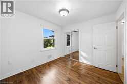 435 PARKSIDE Drive | Waterdown Ontario | Slide Image Nineteen