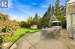 435 PARKSIDE Drive | Waterdown Ontario | Slide Image Forty