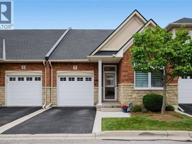 7 LANDSCAPES Trail Ancaster Ontario, L9K 0A1 - 3 Bedrooms Condo For Sale