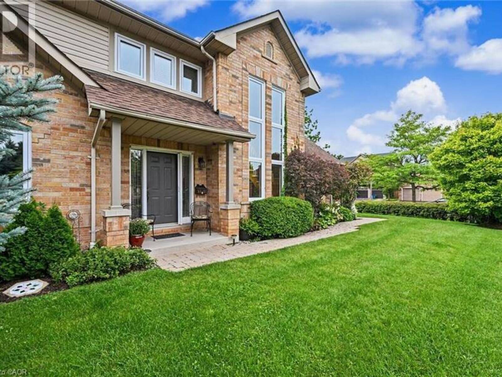 4275 MILLCROFT PARK Drive Unit# 1, Burlington, Ontario L7M 4L9