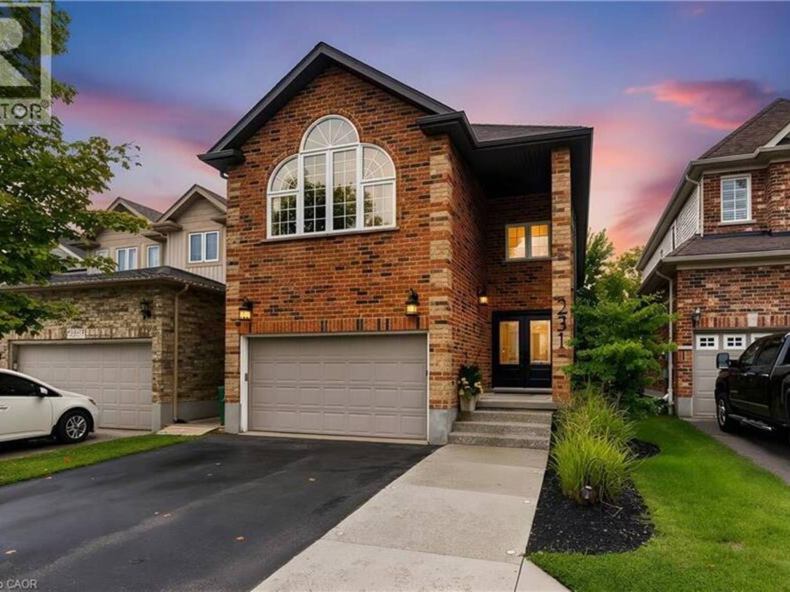 231 STEEPLERIDGE Street, Kitchener, Ontario N2P 2W1