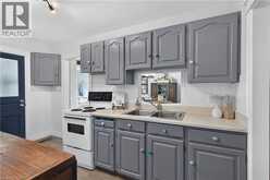 147 MELROSE Avenue N | Hamilton Ontario | Slide Image Nine