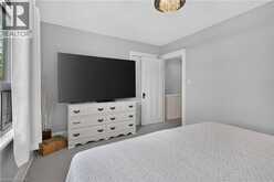 147 MELROSE Avenue N | Hamilton Ontario | Slide Image Twelve