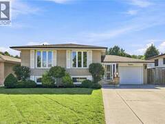14 GREEN FOREST Drive Hamilton Ontario, L8G 3A7
