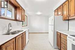 14 GREEN FOREST Drive | Hamilton Ontario | Slide Image Seventeen