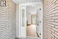 14 GREEN FOREST Drive | Hamilton Ontario | Slide Image Three