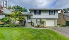 204 STANLEY Drive | Waterloo Ontario | Slide Image Four