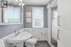 230 BEACH Boulevard | Hamilton Ontario | Slide Image Eighteen