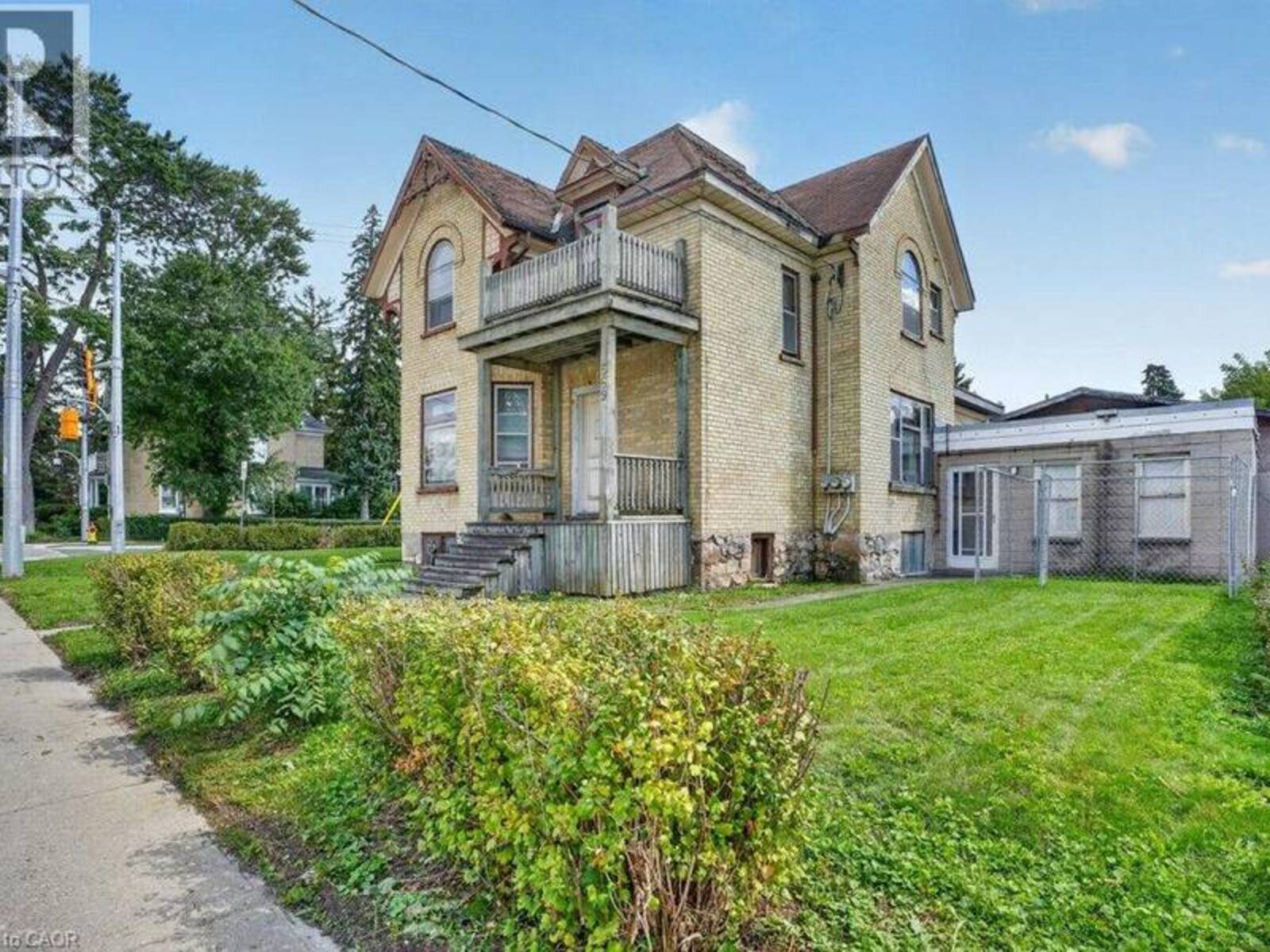 569 FREDERICK Street, Kitchener, Ontario N2B 2A7