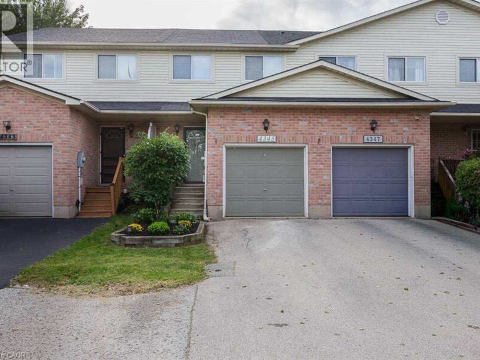 4345 BEVERLEY Crescent, Beamsville, Ontario L3J 0P6