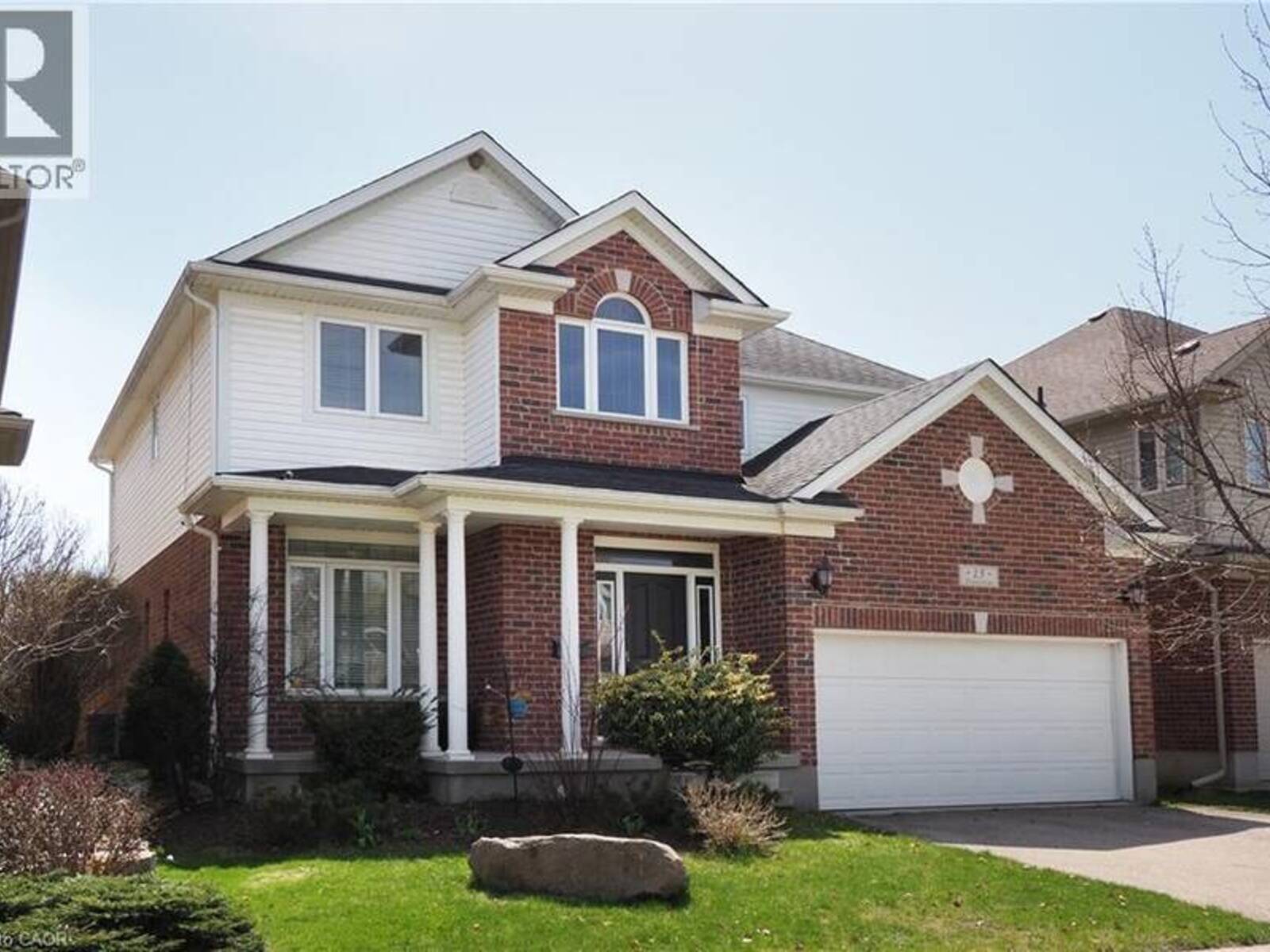 15 TREEVIEW Drive, Woolwich, Ontario N0B 2N0