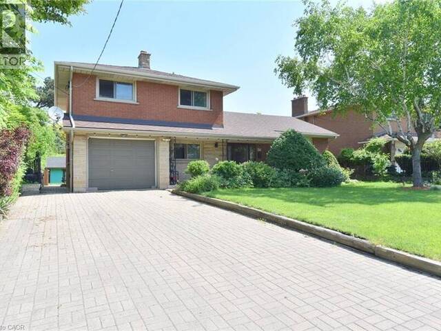 372 FENNELL Avenue W Hamilton Ontario, L9C 1G4 - Property For Sale