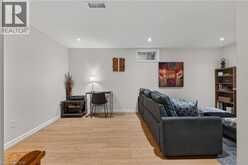 475 ANNAPOLIS Court | Waterloo Ontario | Slide Image Thirty
