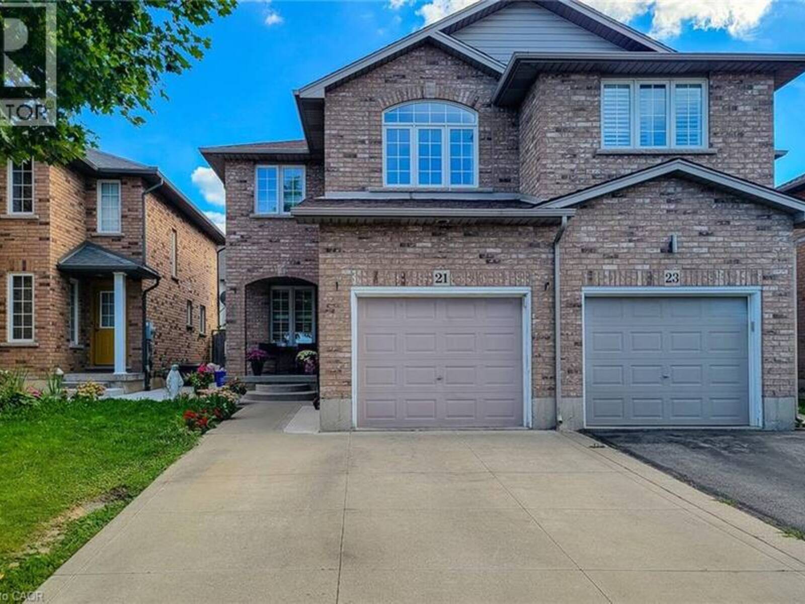 21 JONATHON Court, Hamilton, Ontario L8W 0A1